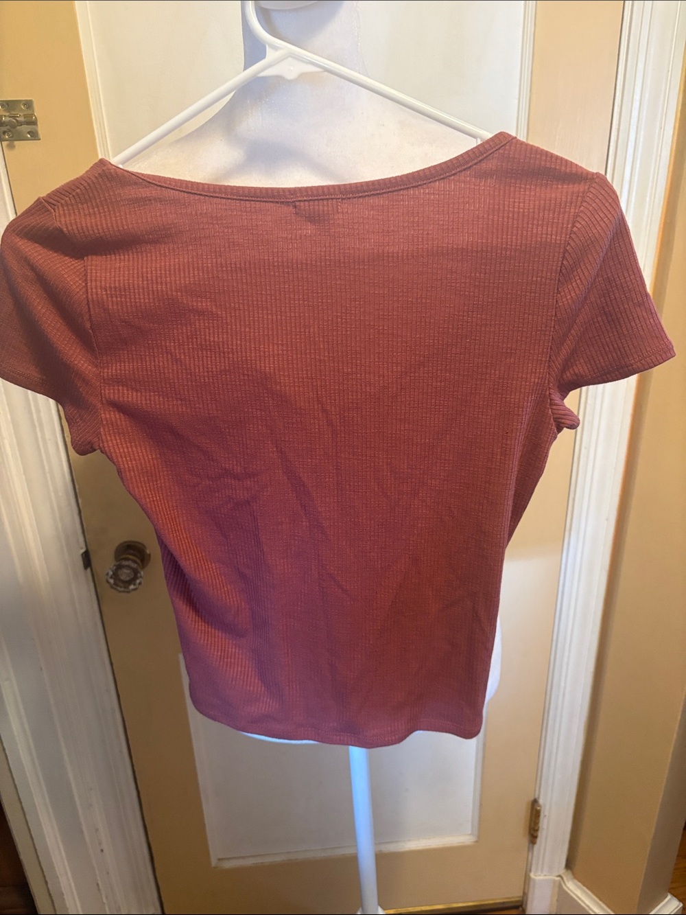 Garage Rust Ribbed Henley Tee in Rust - Picture 3 of 3